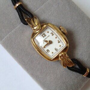 VINTAGE WIND UP HAMILTON,RUN GREAT